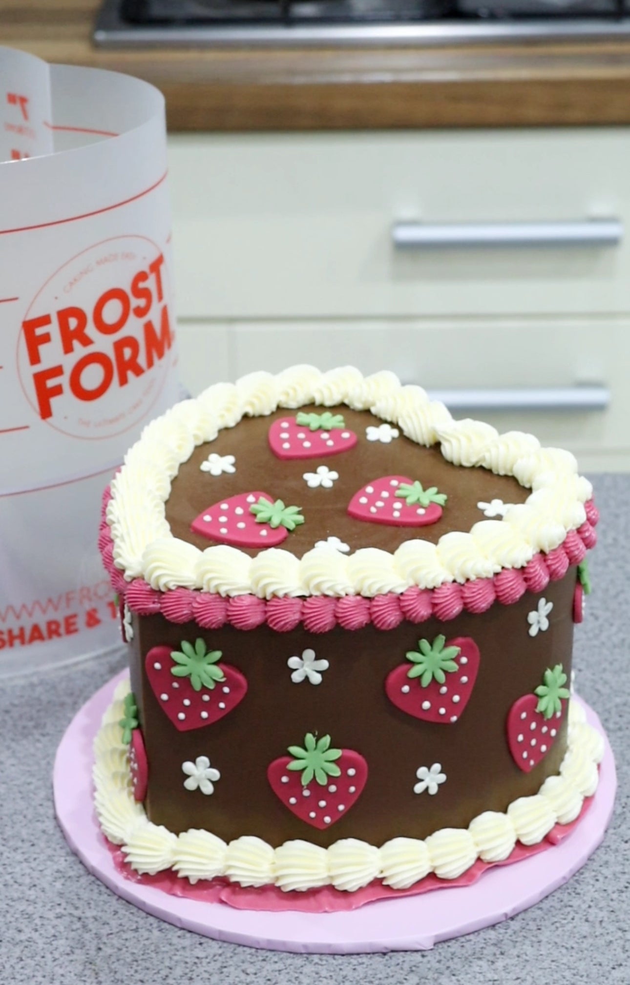 6" & 8" (15cm & 20cm) Heart Frost Form
