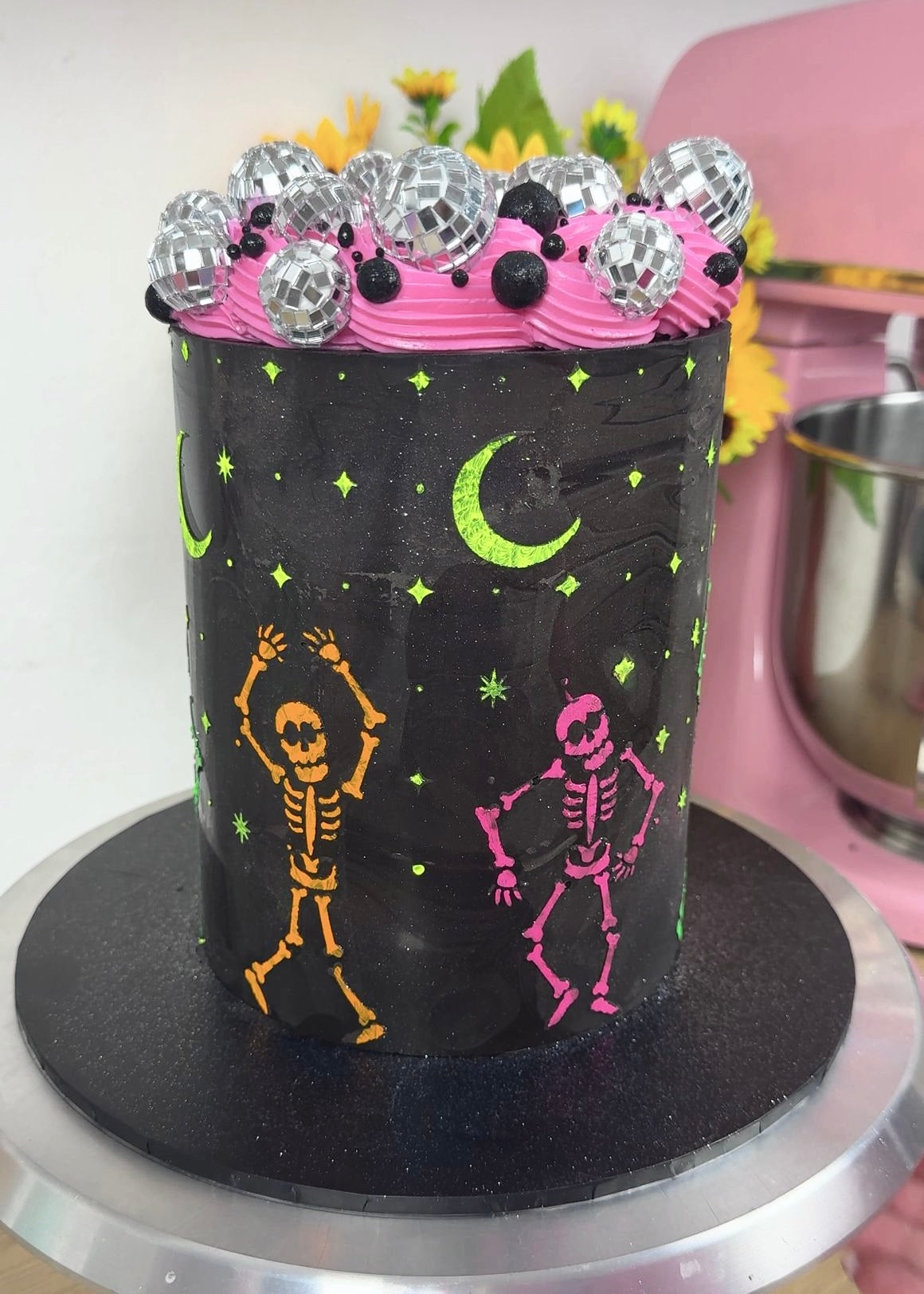 Frost Form - 6" Round Stencil - Dancing Skeleton